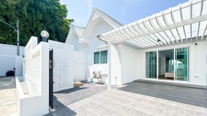 帕克洛克 (Paklok) 当代紧凑型家庭别墅 - 3 卧/3 浴