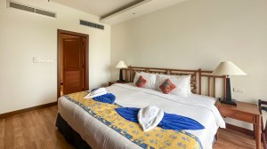 拉古纳的Golf View Freehold Condo - 1 卧/1 浴
