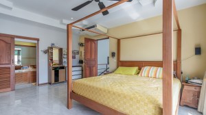 靠近卡图高尔夫球场的舒适家庭住宅 - 2 卧/2 浴