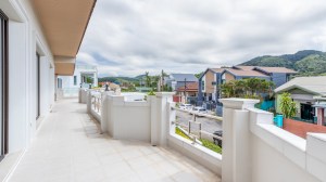 靠近卡图高尔夫球场的舒适家庭住宅 - 2 卧/2 浴