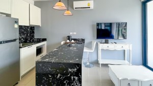 苏林海滩附近舒适转售公寓 - 1 卧/1 浴
