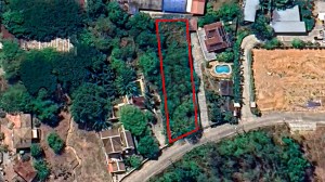 查龙近 1 Rai 的大型斜坡土地