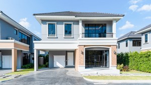 普吉岛英国国际学校附近的皇冠庄园 - 5 卧/6 浴