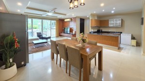 卡图的 Heritage Suites Condo 公寓，现代风格 - 2 卧/2 浴