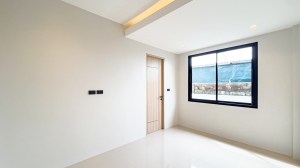 位于 Cherng Talay 的紧凑型独立泳池别墅 - 2 卧/3 浴