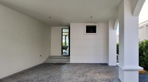拉古娜附近新建的现代泳池别墅 - 3 卧/3 浴