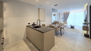 拉威海滩附近的现代公寓 - 3 卧/3 浴