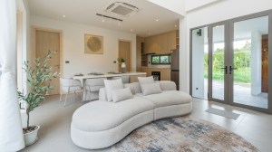 位于 Cherng Talay 的时尚泳池别墅 - 3 卧/3 浴