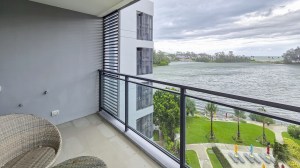 湖畔海景公寓位于拉古娜 - 1 卧/1 浴