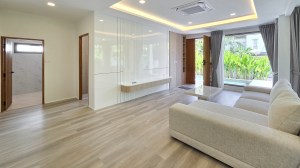 查龙现代家庭泳池别墅 - 3 卧/4 浴