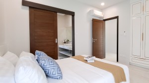 位于 Cherng Talay 的迷人现代泳池别墅 - 4 卧/5 浴