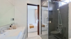 位于 Cherng Talay 的迷人现代泳池别墅 - 4 卧/5 浴