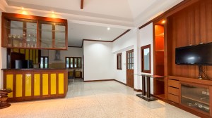 舒适的独立式雅穆角泳池别墅 - 3 卧/3 浴