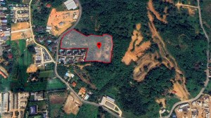 奈扬近12莱（约12莱）的大型山坡地块