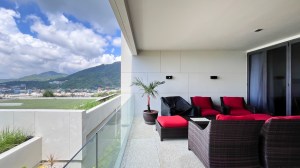 卡塔海滩附近宽敞海景公寓 - 2 卧/2 浴