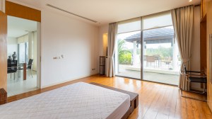 拉扬海滩附近现代度假式公寓 - 3 卧/2 浴