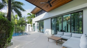 奈汉海滩附近宽敞热带别墅 - 4 卧/3 浴