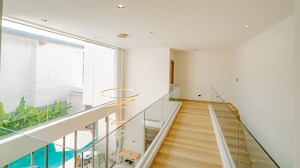 帕萨克宽敞现代泳池别墅 - 5 卧/4 浴
