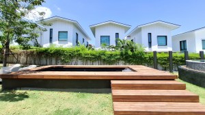 位于 Koh Kaew 的黄金地段住宅，靠近 BISP - 3 卧/2 浴