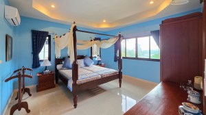 查龙豪华别墅庄园，带独立客用凉亭 - 5 卧/6 浴